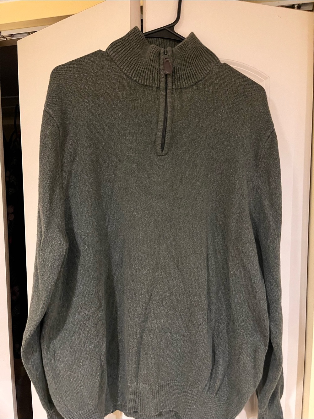 croft & barrow Men's Olive Zip-Neck Sweater